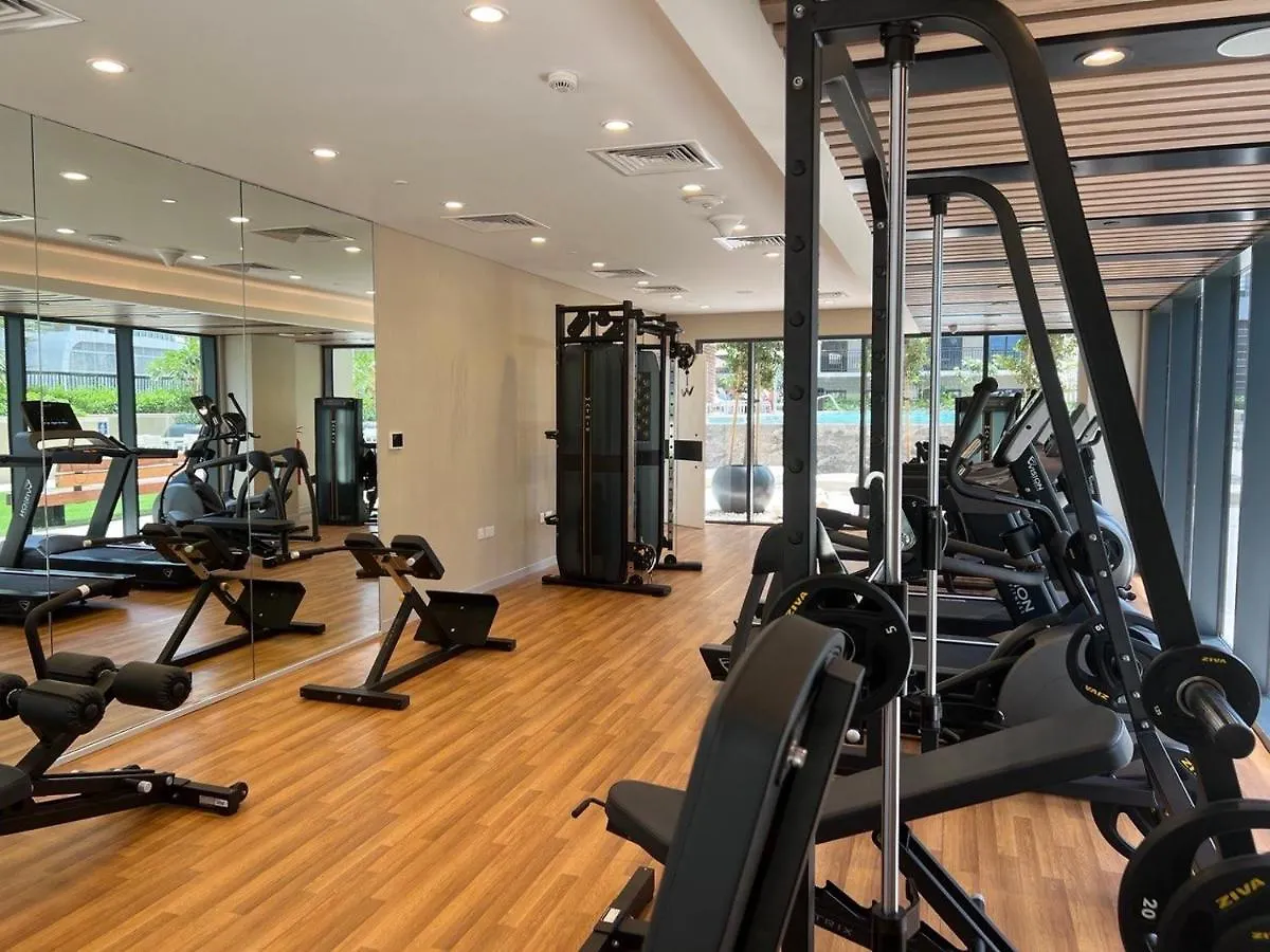 Business Bay 1 Bedroom With Canal View Dubai Apartment